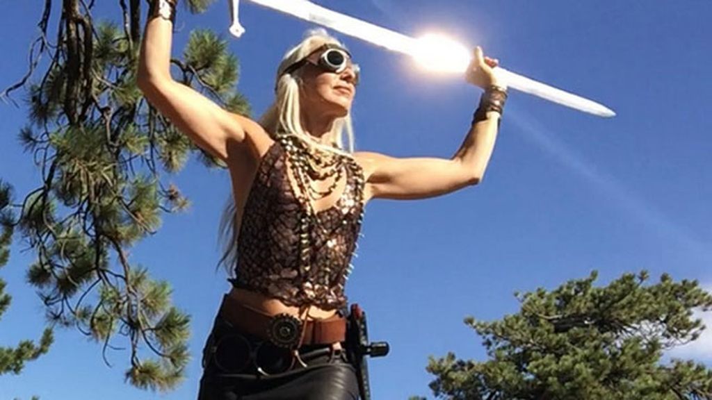 Yasmina Rossi, espectacular a los 59 años