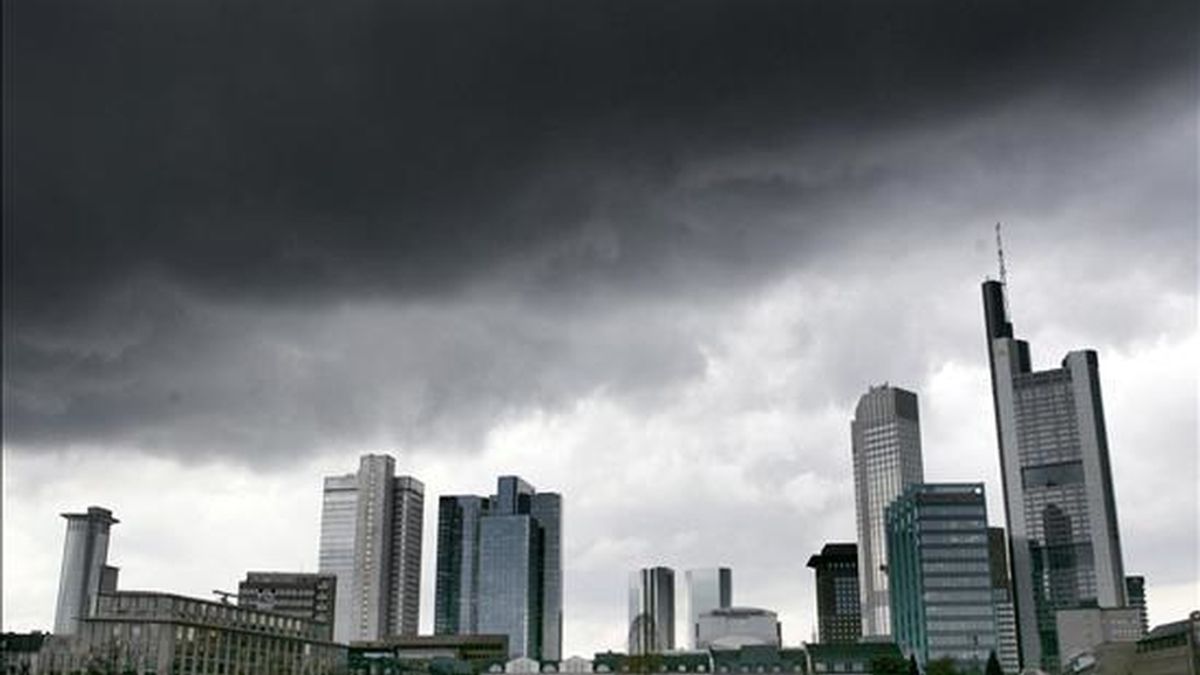 Un cielo nublado sobre la ciudad alemana de Frankfurt. EFE/Archivo