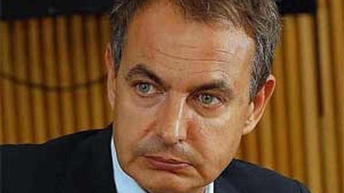 Zapatero pide a los bancos que den créditos. Vídeo: ATLAS