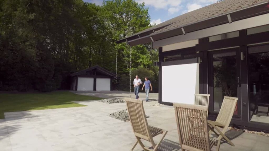 Bertín Osborne visita la  actual residencia del actor