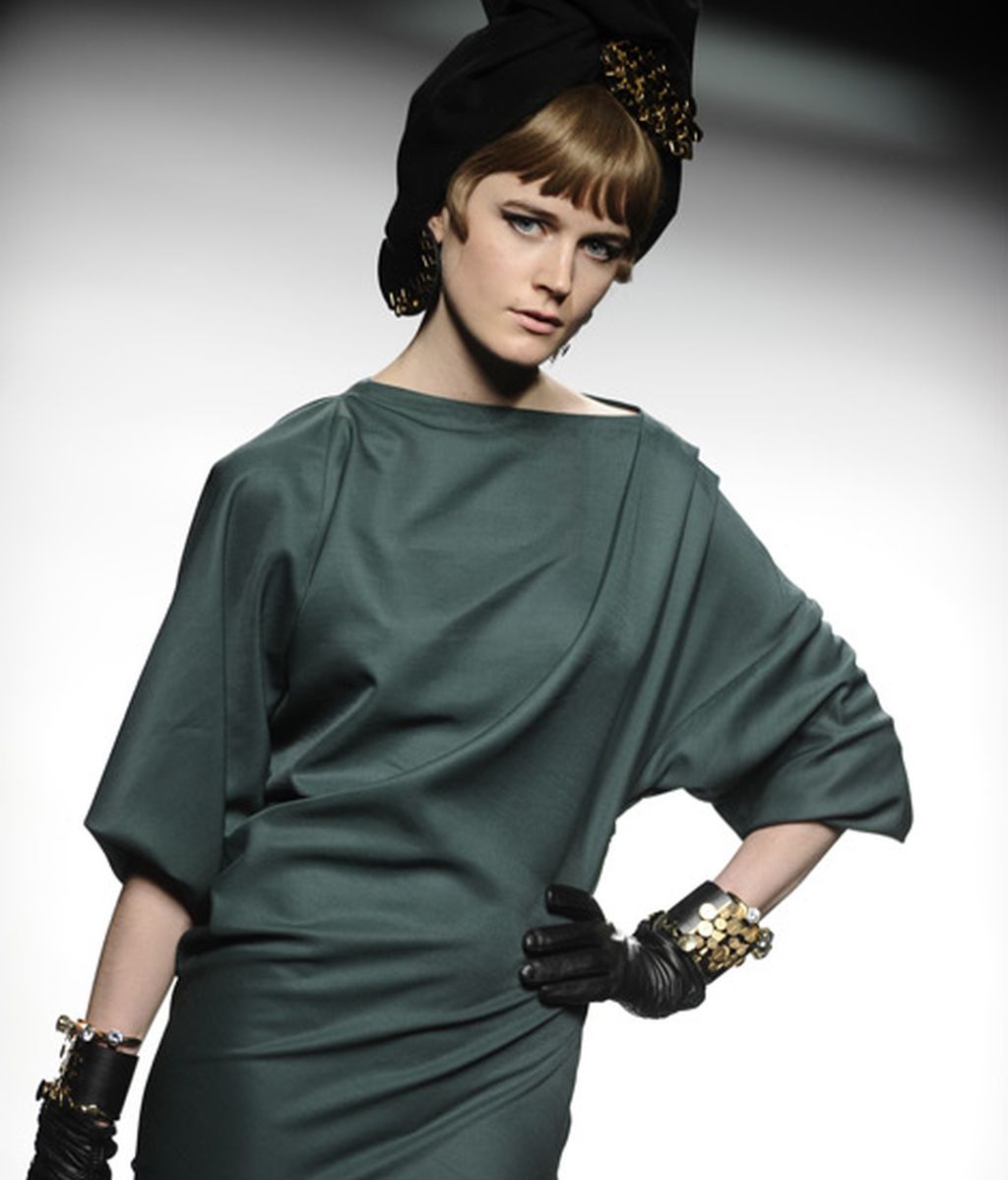 Estilo y glamour llenan la pasarela