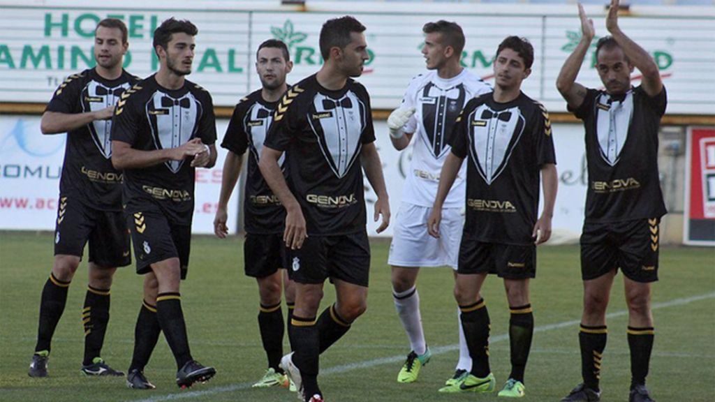 Las camisetas de fútbol más curiosas