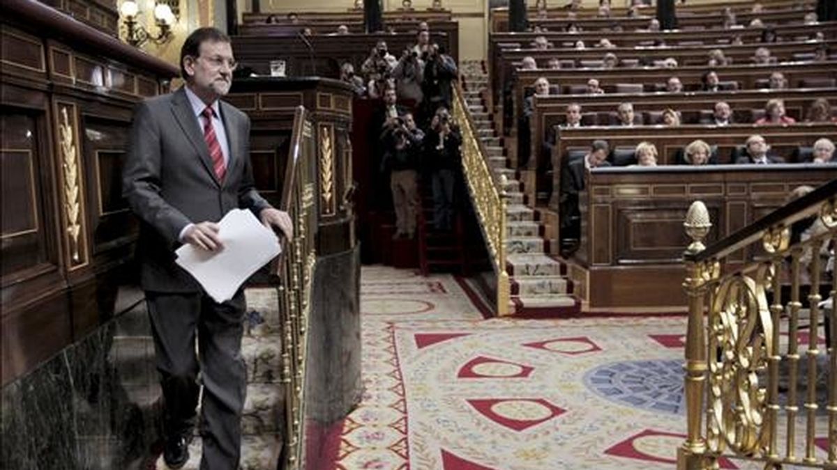 El líder del Partido Popular, Mariano Rajoy, tras una de sus intervenciones en la sesión de control al Ejecutivo celebrada hoy en el Congreso de los Diputados. EFE