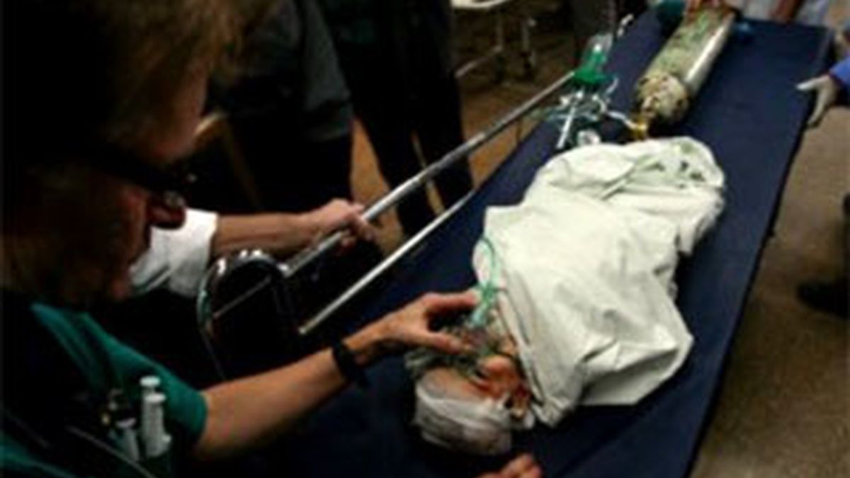 Un bebé sobrevive a un disparo mientras estaba en el vientre de su madre. Foto El Comercio