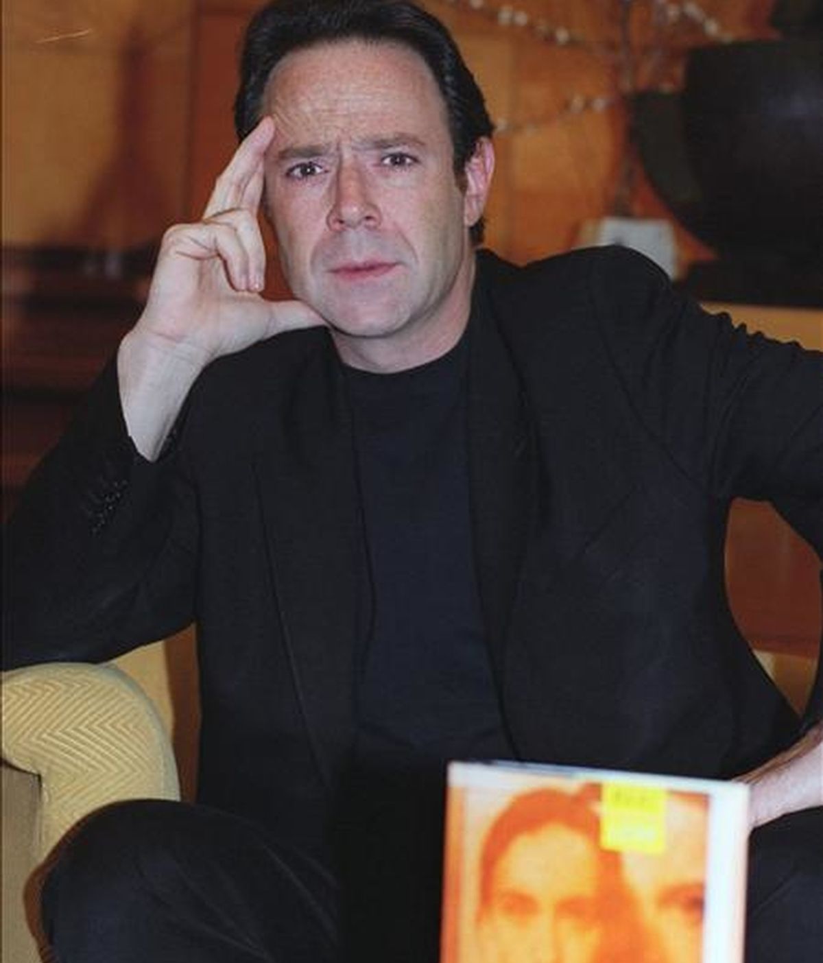 El escritor francés Marc Levy durante la presentación de "Ojalá fuera cierto", su primera novela, en una  entrevista concedida a EFE en semptiembre de 2000. EFE/Archivo