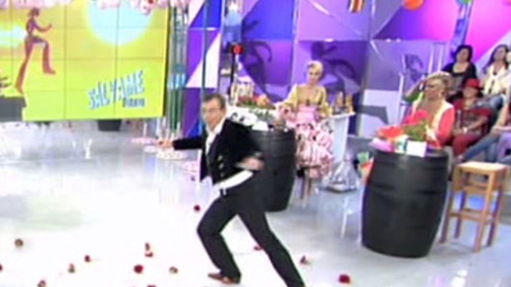 'Sálvame' cumple años y lo celebra con su particular Feria de Abril