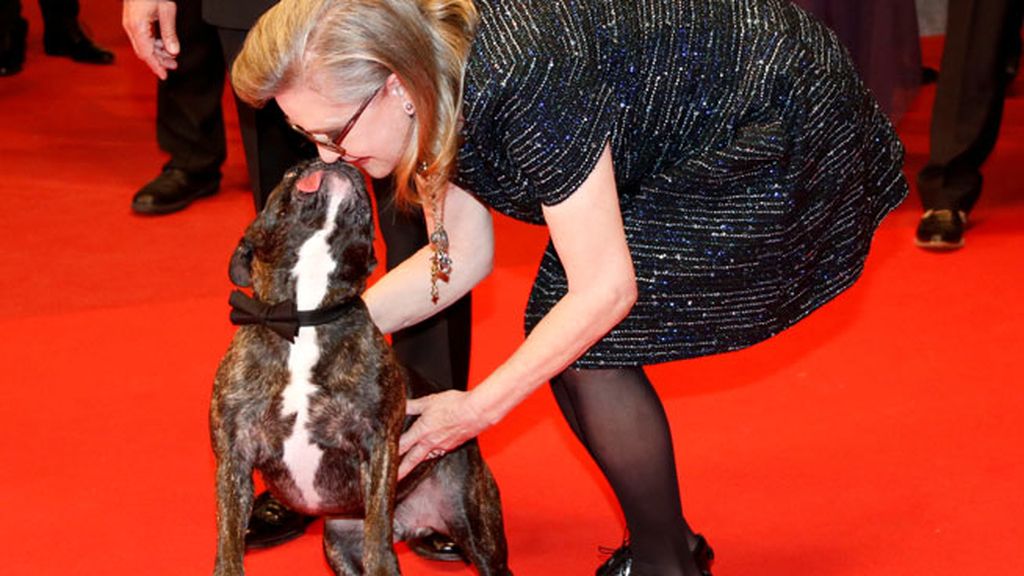 Todos echaremos de menos a Carrie Fisher, pero su perro Gary más: así era su relación