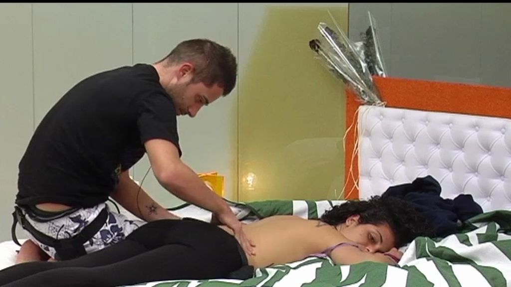 Los masajes, los reyes de la conquista en 'GH 12+1'