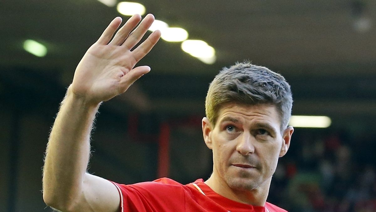 Steven Gerrard dice adiós tras casi 20 años de fútbol