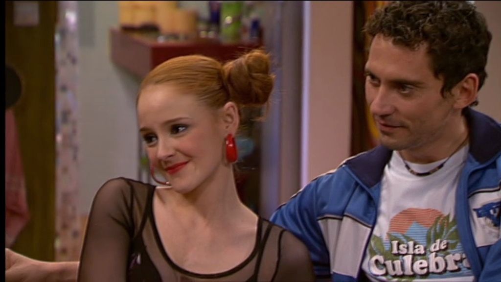 Le pide a Lorena que se vaya con él a cantar a Miami