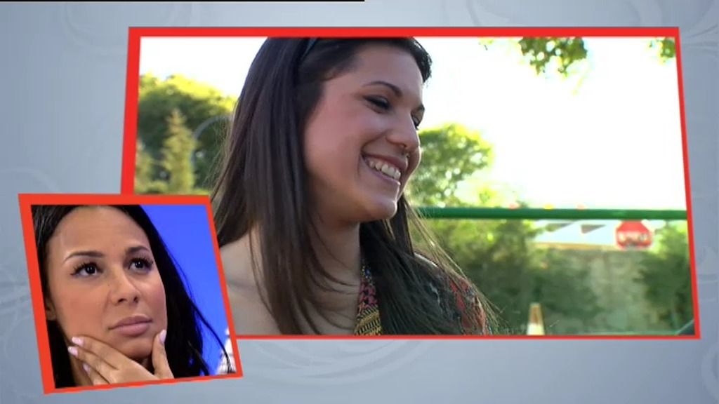 A Claudia también le atraen las chicas