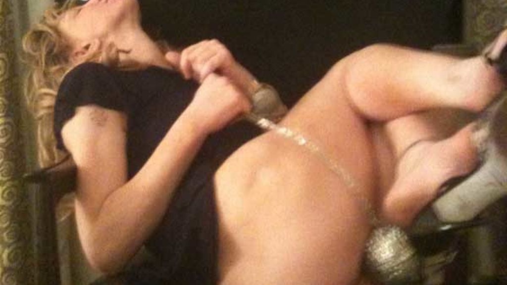 Courtney Love calienta Twitter