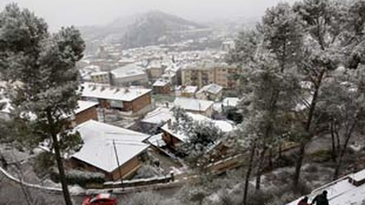 Menos nieve, aunque sigue el frío. Video: Informativos Telecinco