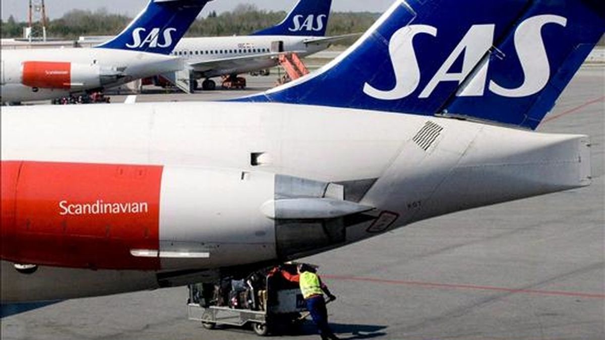 En la imagen de 2008, un avión de Scandinavian Airlines en el aeropuerto de Estocolmo, Alemania. EFE/Archivo