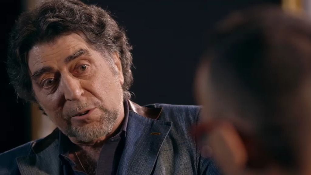 Sabina charla con Risto Mejide sobre un chester