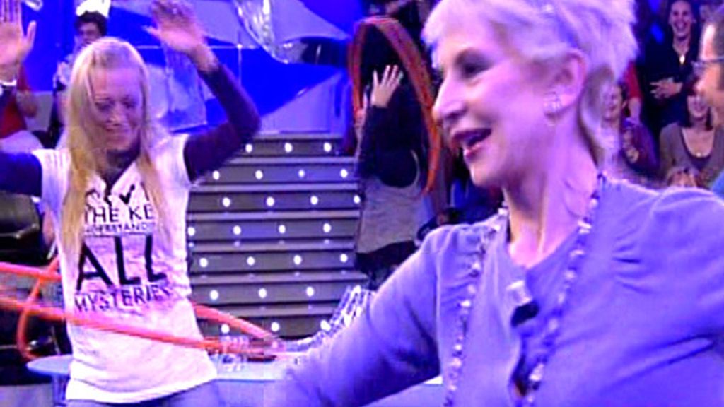 'Sálvame' baila a ritmo de Hula hop