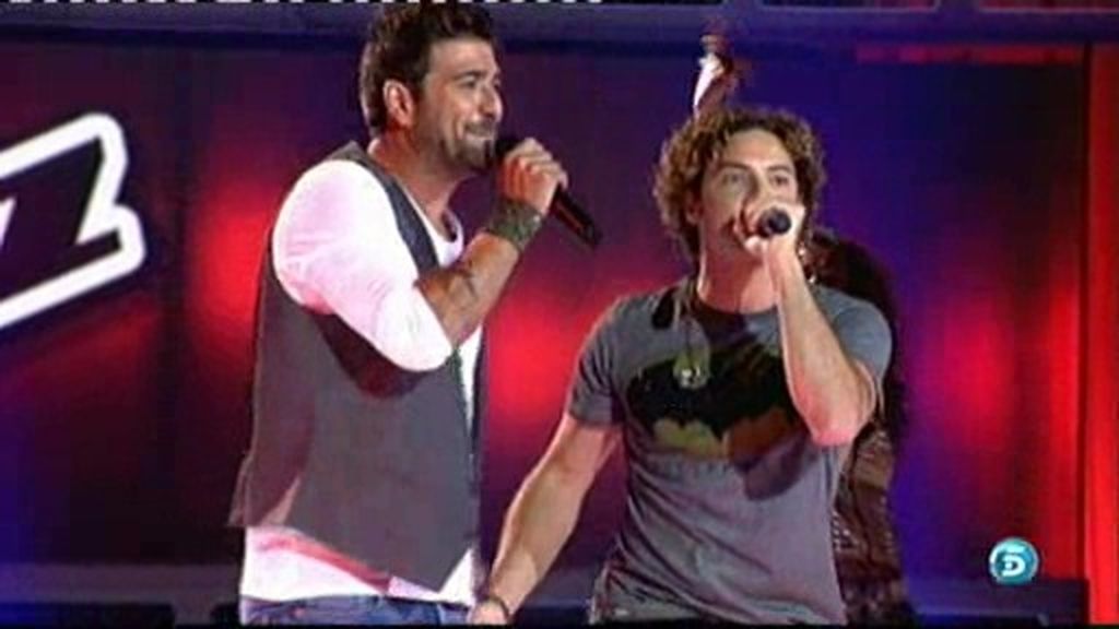 La comentadísima camiseta de Bisbal con el emblema de 'Batman'