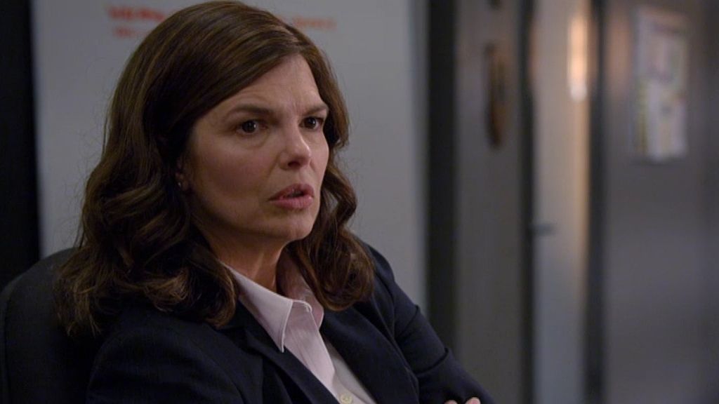 Tenemos lingüista nueva en la oficina