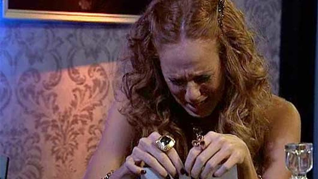 Jessi deja a Pablo tras decirle quién es