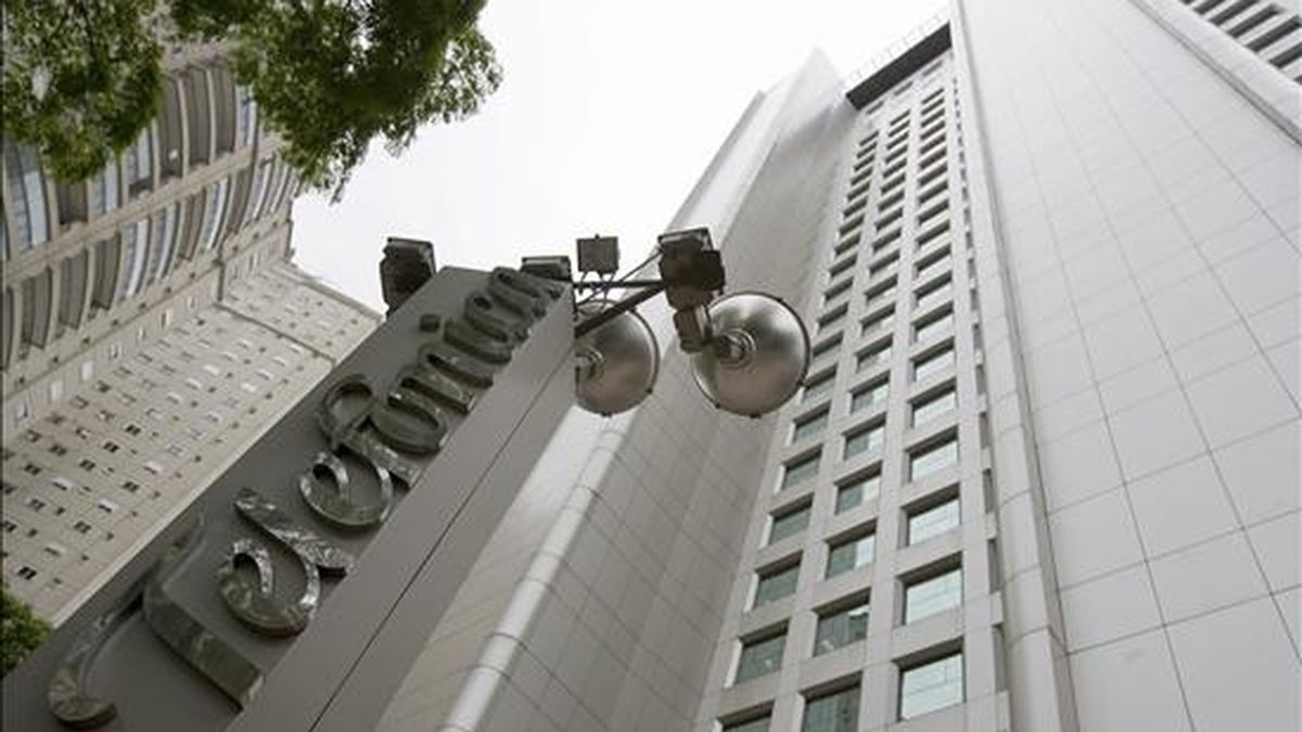 Fotografía del pasado 7 de octubre de 2009, en la que se observa la fachada de la sede de la filial brasileña de Telefónica (Telesp) en Sao Paulo (Brasil). EFE/Archivo