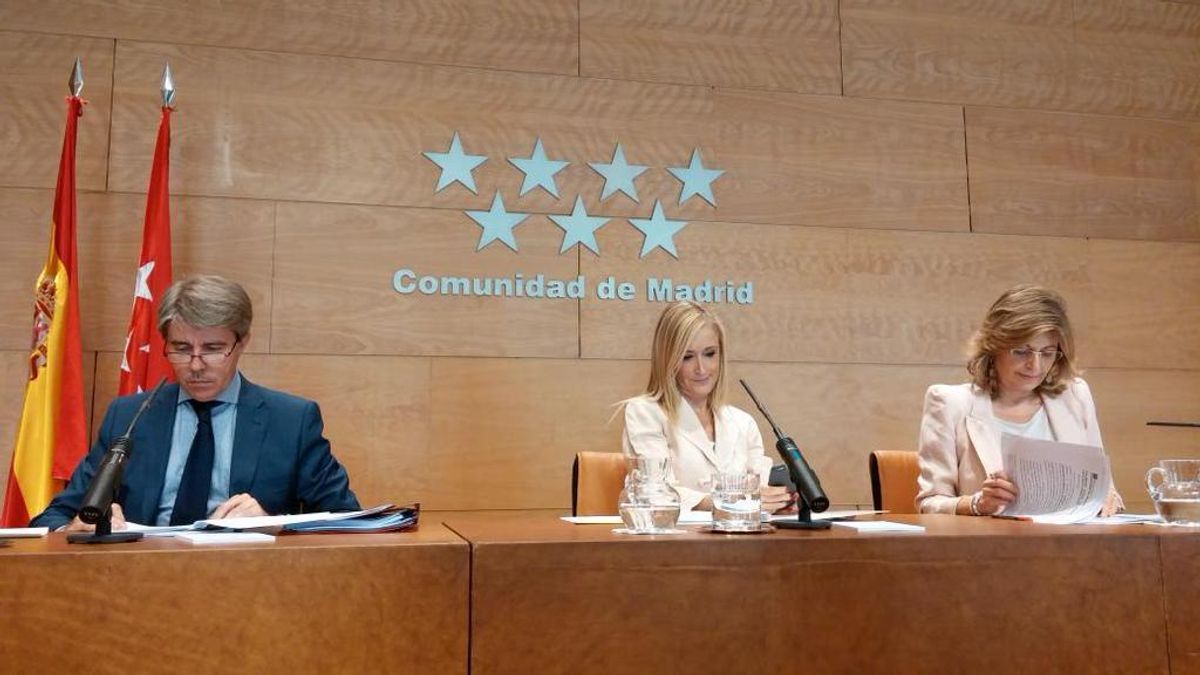 Cristina Cifuentes comparece en rueda de prensa tras el consejo de gobierno de la comunidad de Madrid