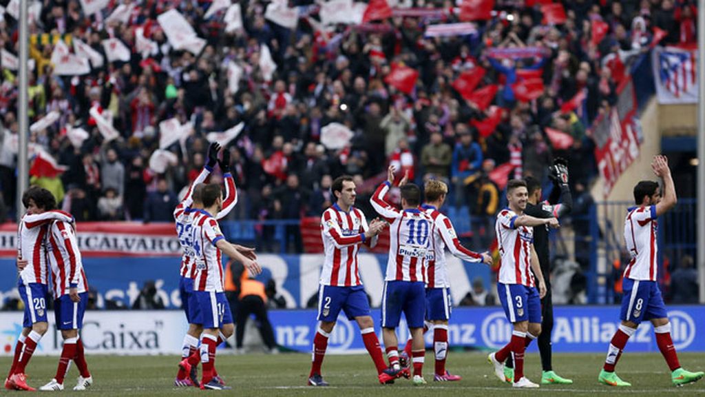 El Atlético arrasa en el derbi madrileño