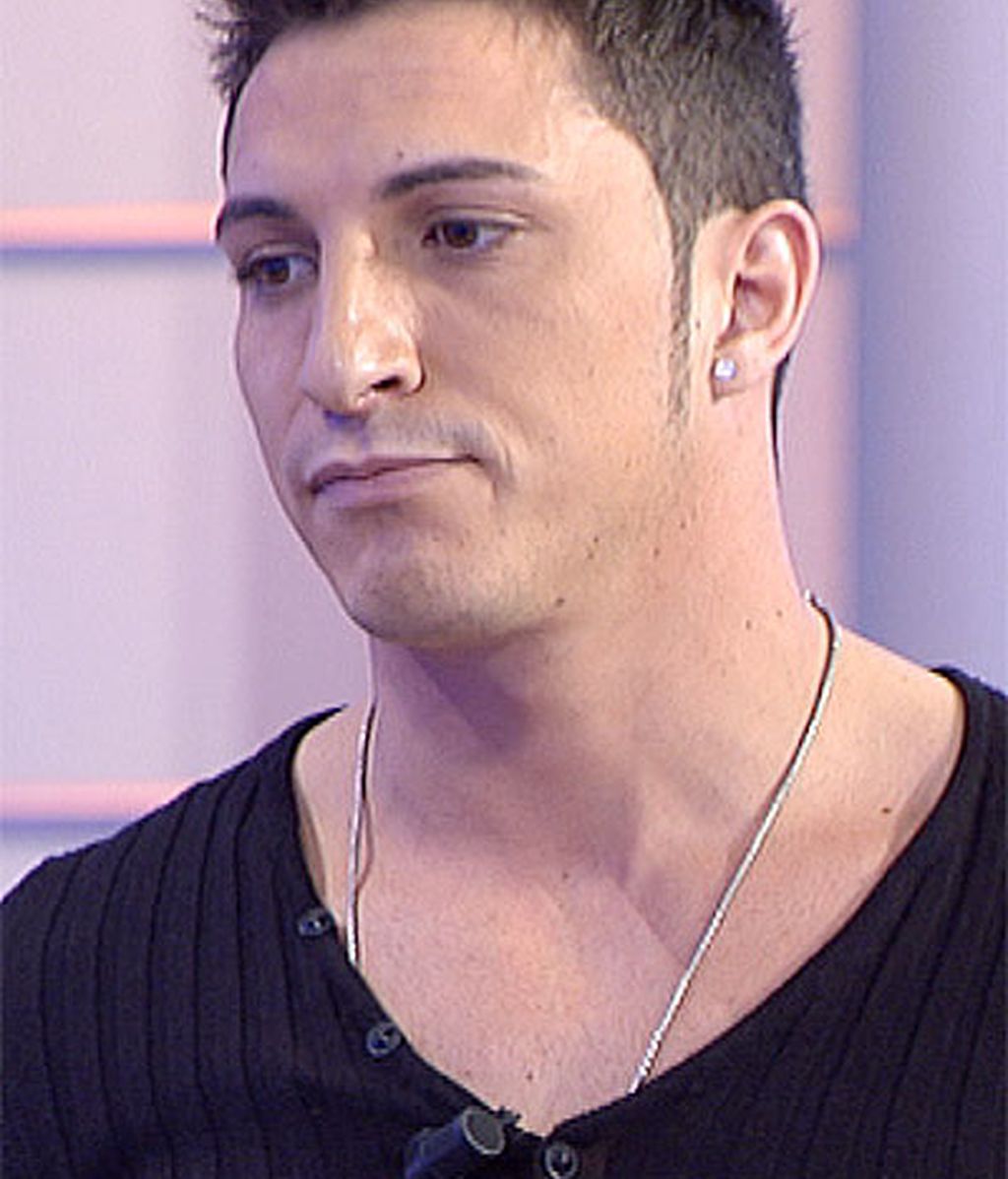 Todos los pretendientes de Niki