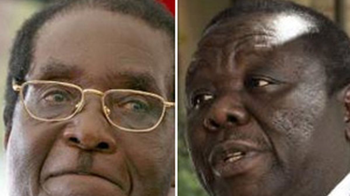 Mugabe y Tsvangirai, en una imagen de archivo. Foto: EFE.