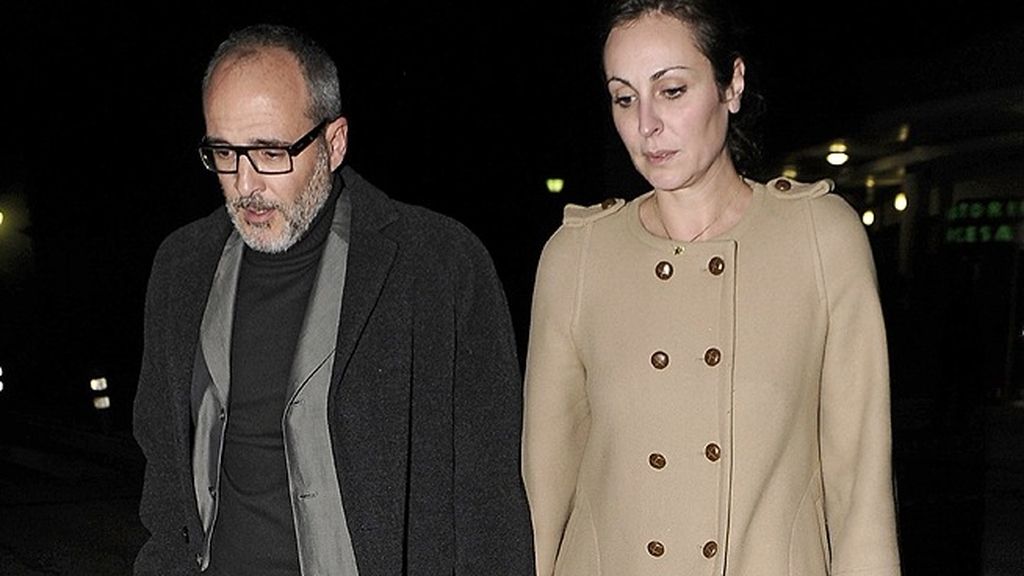 Fernando Guillén Cuervo, hijo del fallecido, y su novia, la también actriz Ana Millán