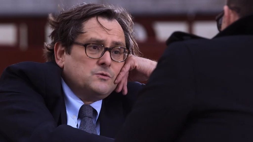 El tertuliano charla con el publicista