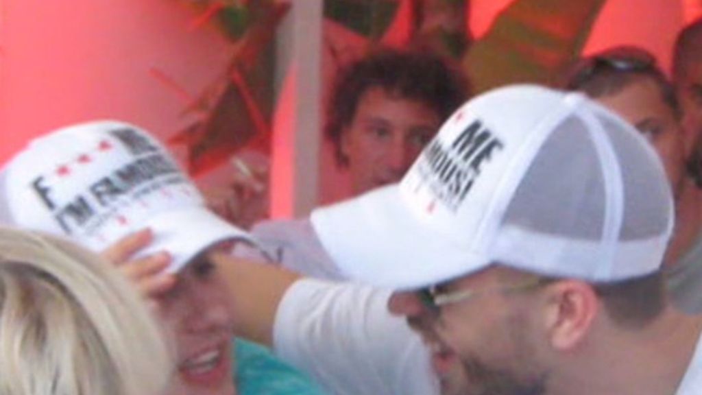 Piqué: Acuéstate conmigo, soy famoso