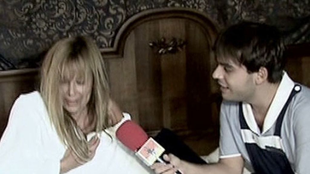 Saúl Ortiz despierta a Ana García Obregón