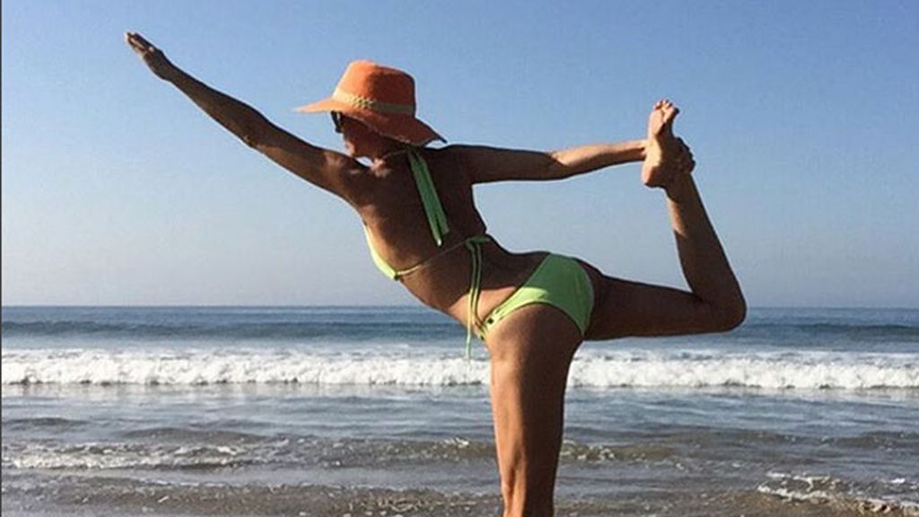 Yasmina Rossi, espectacular a los 59 años