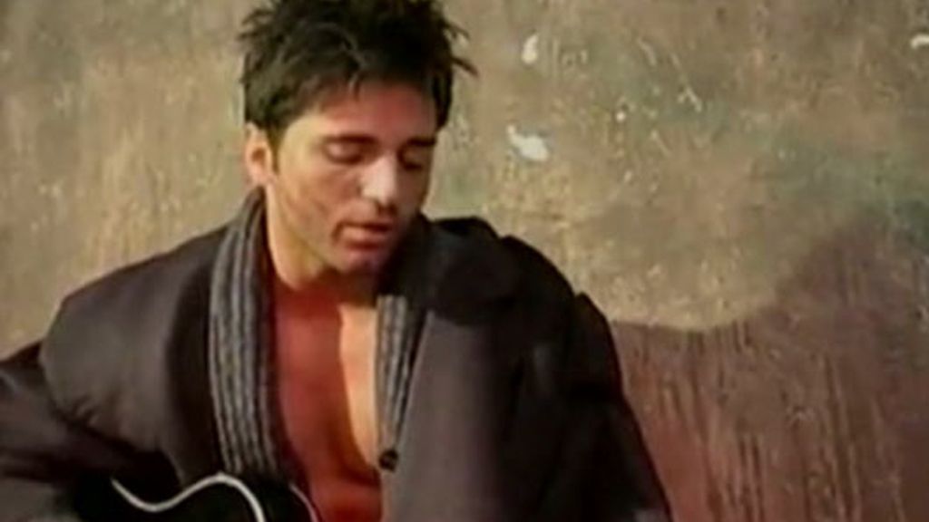 Bustamante, portada de Shangay