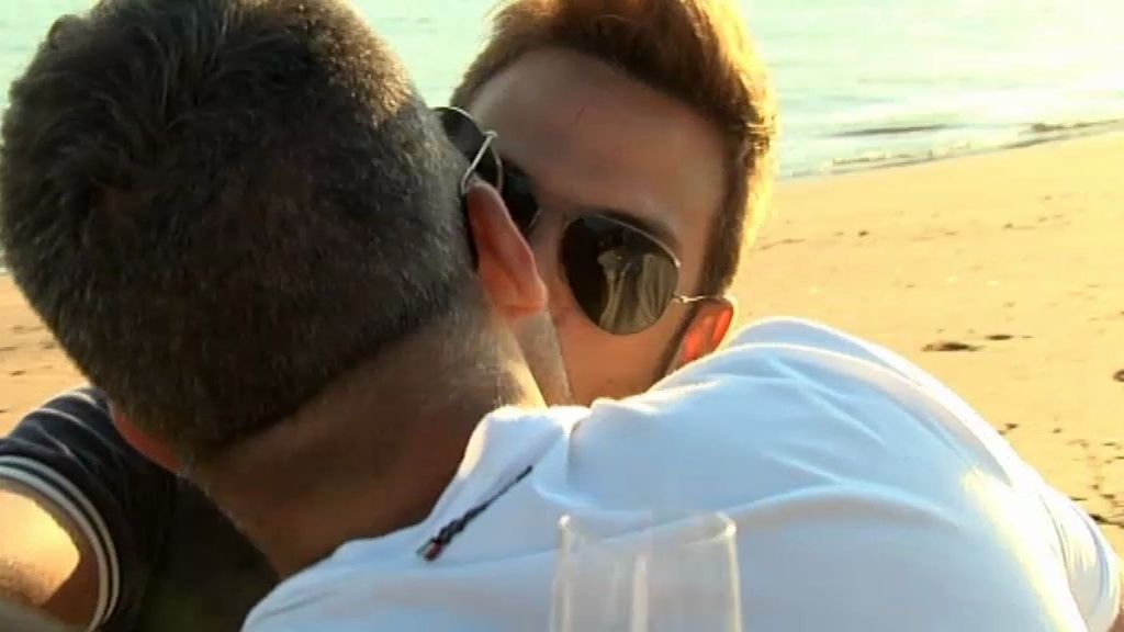 Luis Ángel siente mariposas en el estómago