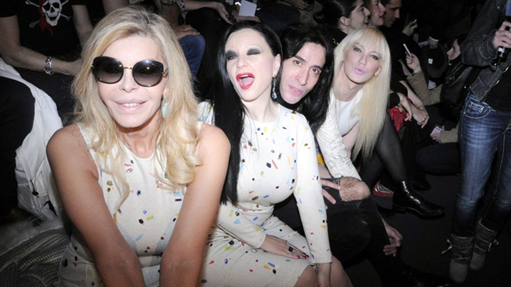 Bibiana Fernández, Alaska & Mario y Topacio Fresh siempre fieles a Delfín