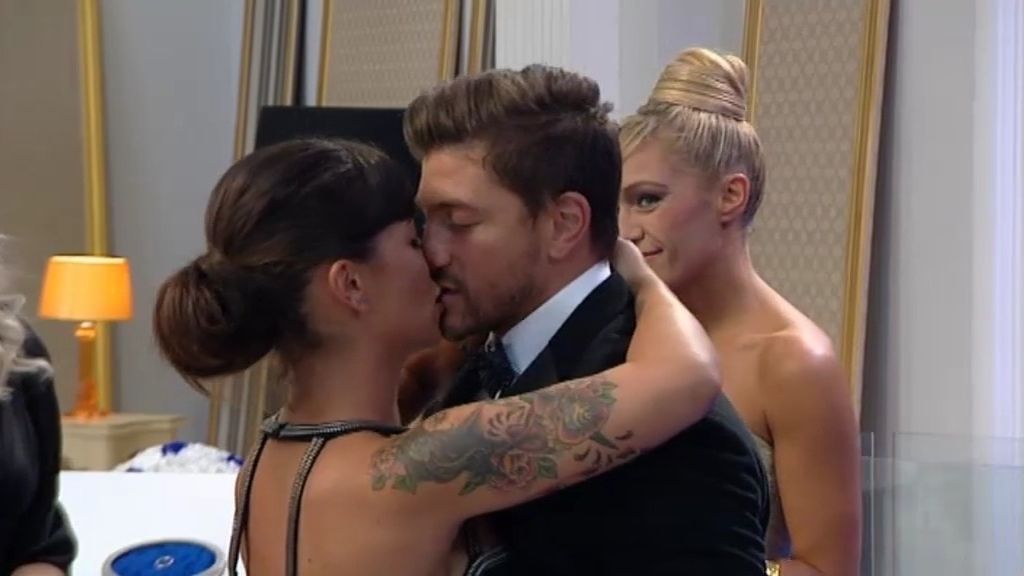 Algunos solteros han encontrado a su media naranja