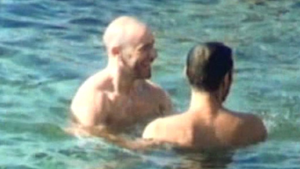 Jesús Vázquez, besos en Ibiza