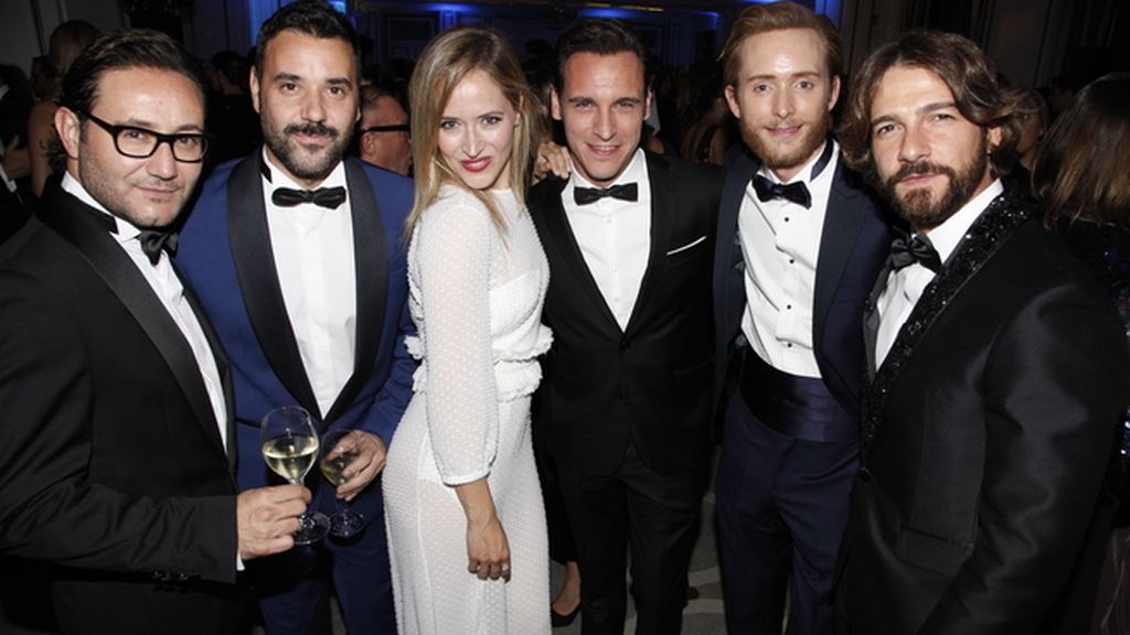 Carlos Santos, Mikel Fernández, Marta Larralde, Ricard Sales, Pablo Rivero y Félix Gómez