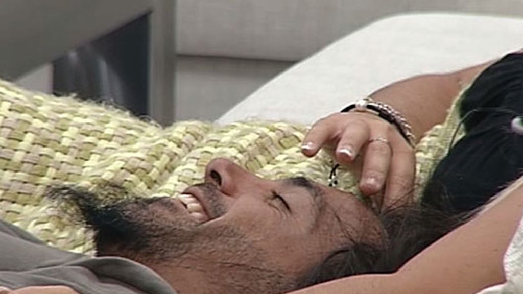 Saray y Ángel, masajes a media luz