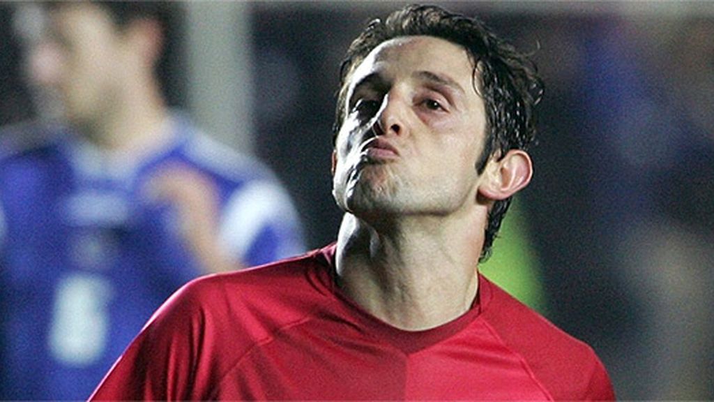 NIHAT KAHVECI, TURQUÍA