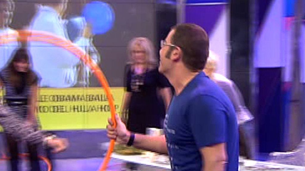 'Sálvame' baila a ritmo de Hula hop