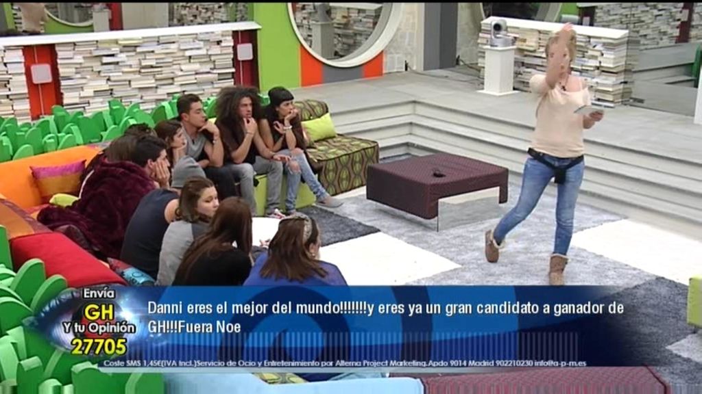 Sólo podrán separarse para ir al baño y al confesionario