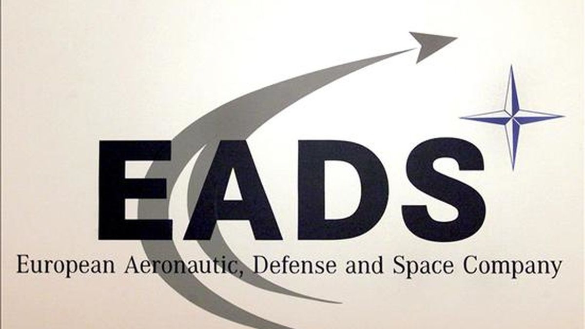 Logotipo de la compañía Espacial y de Defensa Aeronáutica Europea (EADS). EFE/Archivo