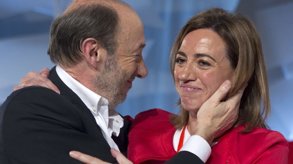 Alfredo Pérez Rubalcaba y Carma Chacón cómplices tras el Congreso