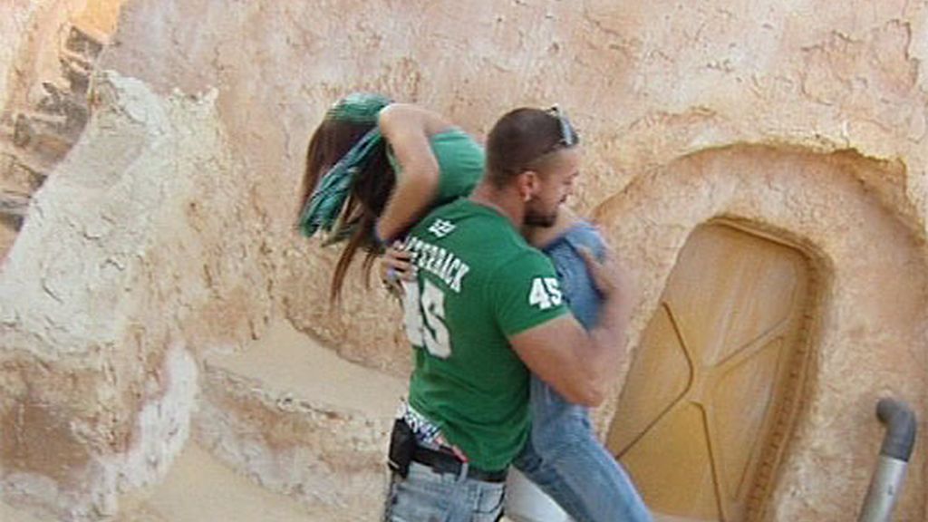 Rafa cumple los deseos de Raquel