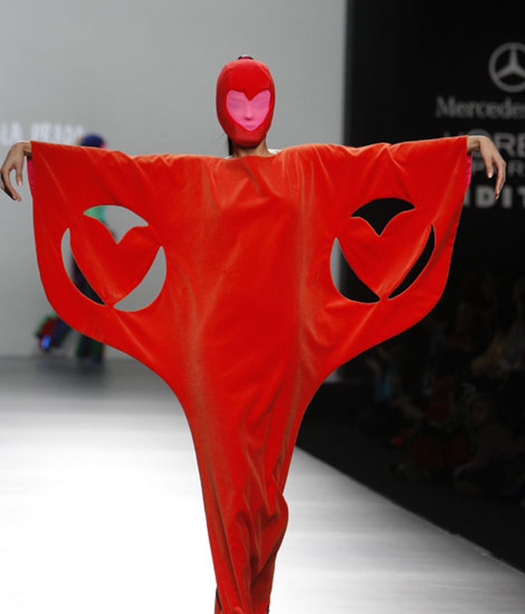 El terciopelo, hilo conductor de toda la colección