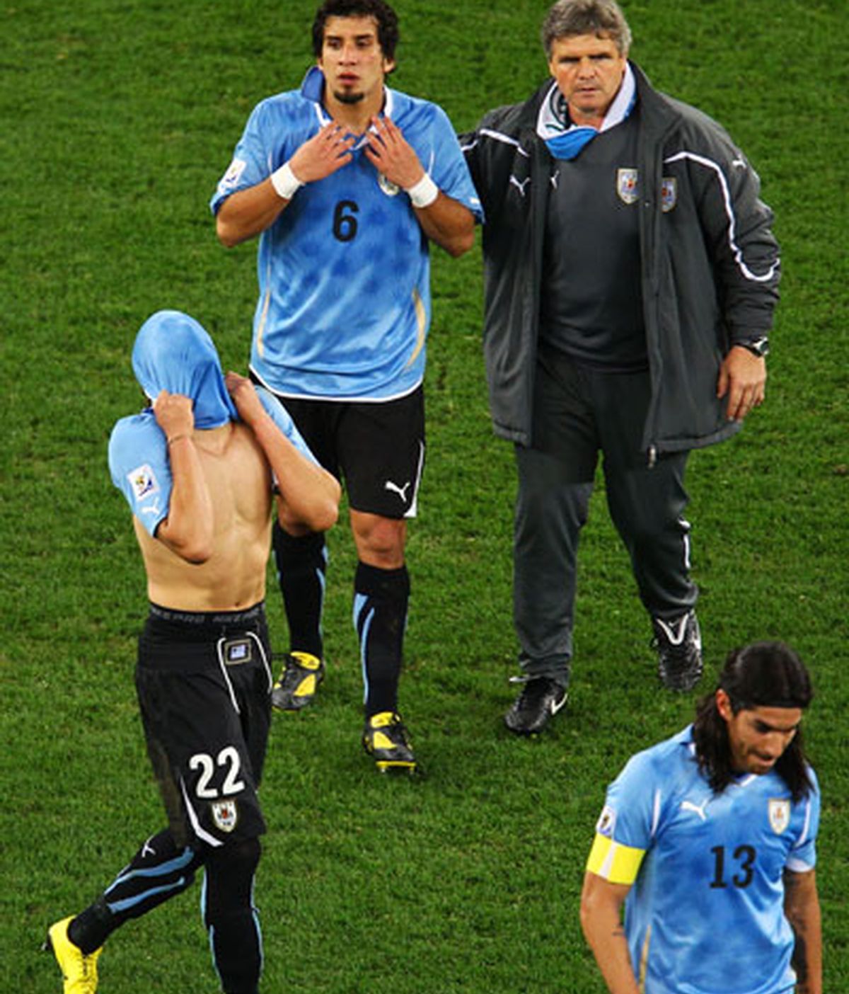 Uruguay desolado después de caer ante Holanda