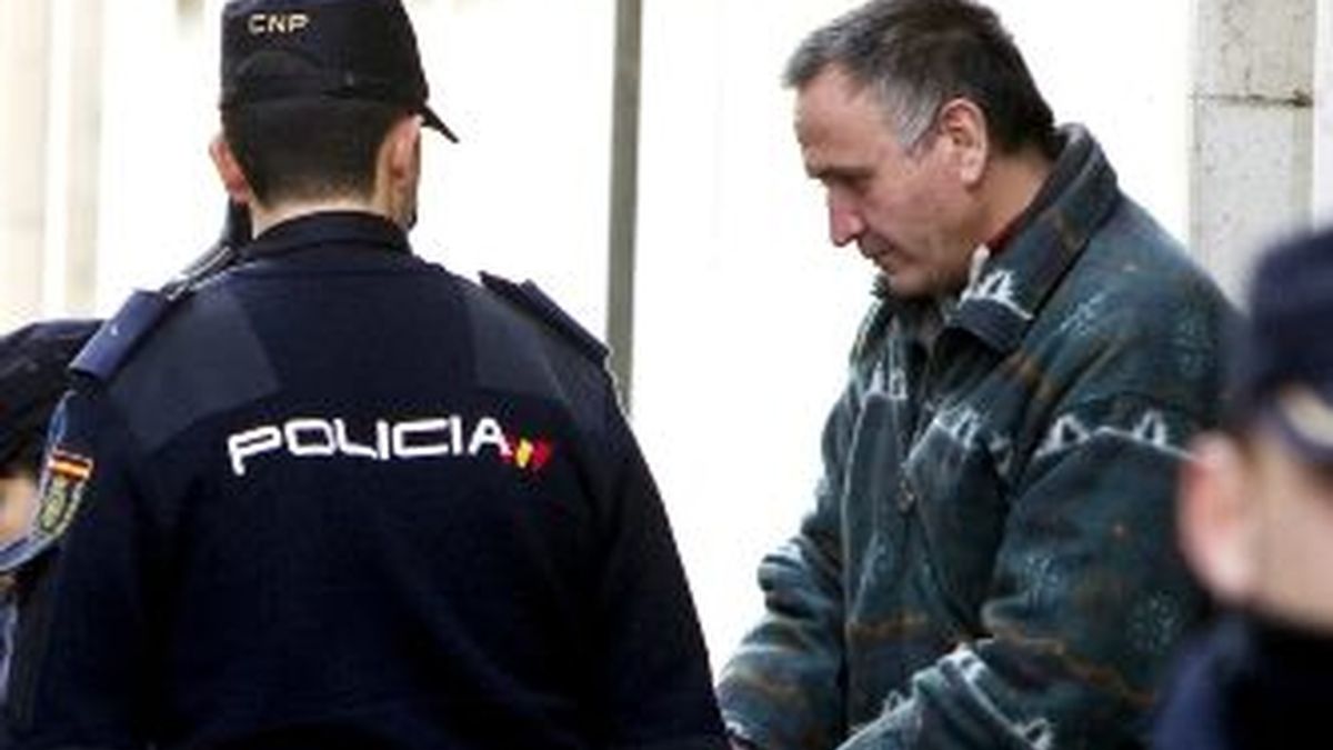 El letrado de Del Valle ve "imposible" que sea condenado por asesinato. Vídeo: Informativos Telecinco El letrado de Del Valle ve "imposible" que sea condenado por asesinato. Vídeo: Informativos Telecinco