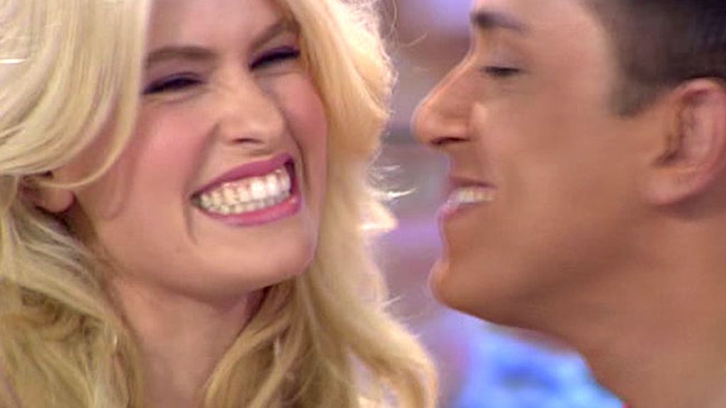 ¡¡¡Adriana y Kiko se besan!!!